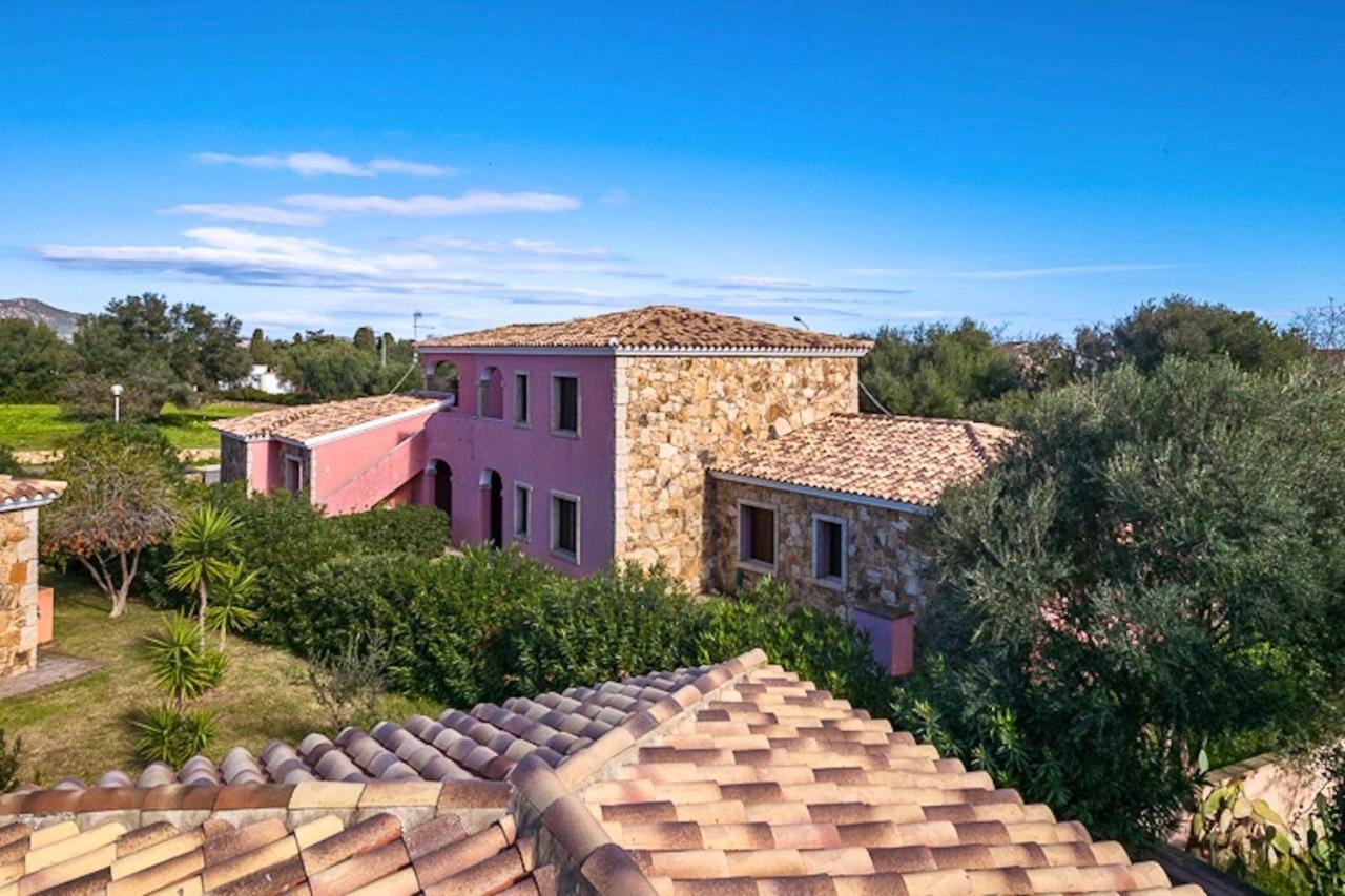 Iss Travel, La Ginestra - 2-Bedroom Apartment With Terrace And View Over Tavolara Island Сан-Теодоро Екстер'єр фото